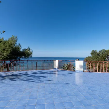 Grande Panoramica Con Accesso Diretto Apartament