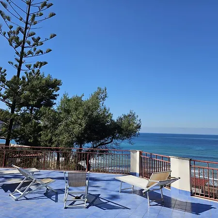 Grande Panoramica Con Accesso Diretto